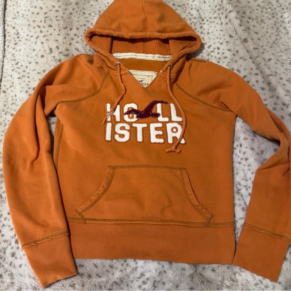 Y2K Hollister Women's Orange Hoodie - Picture 3 of 9